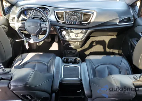 2020 Chrysler Pacifica Touring L Plus z USA, uszkodzony, nr VIN 2C4RC1EG5LR234770